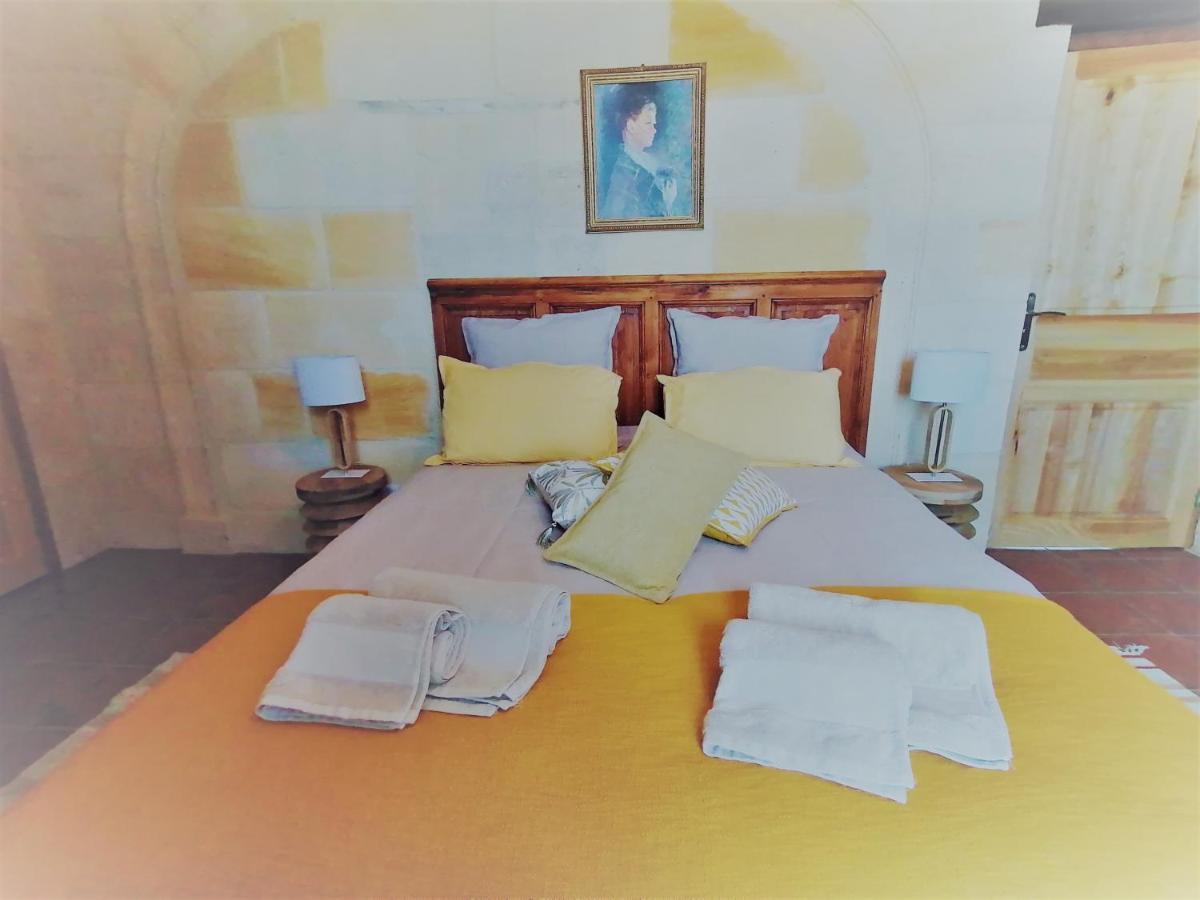 Bed and Breakfast Domaine de Gaïa, Piscine, Pétanque, Ping Pong, proche Saint-Emilion Guillac  Exterior foto