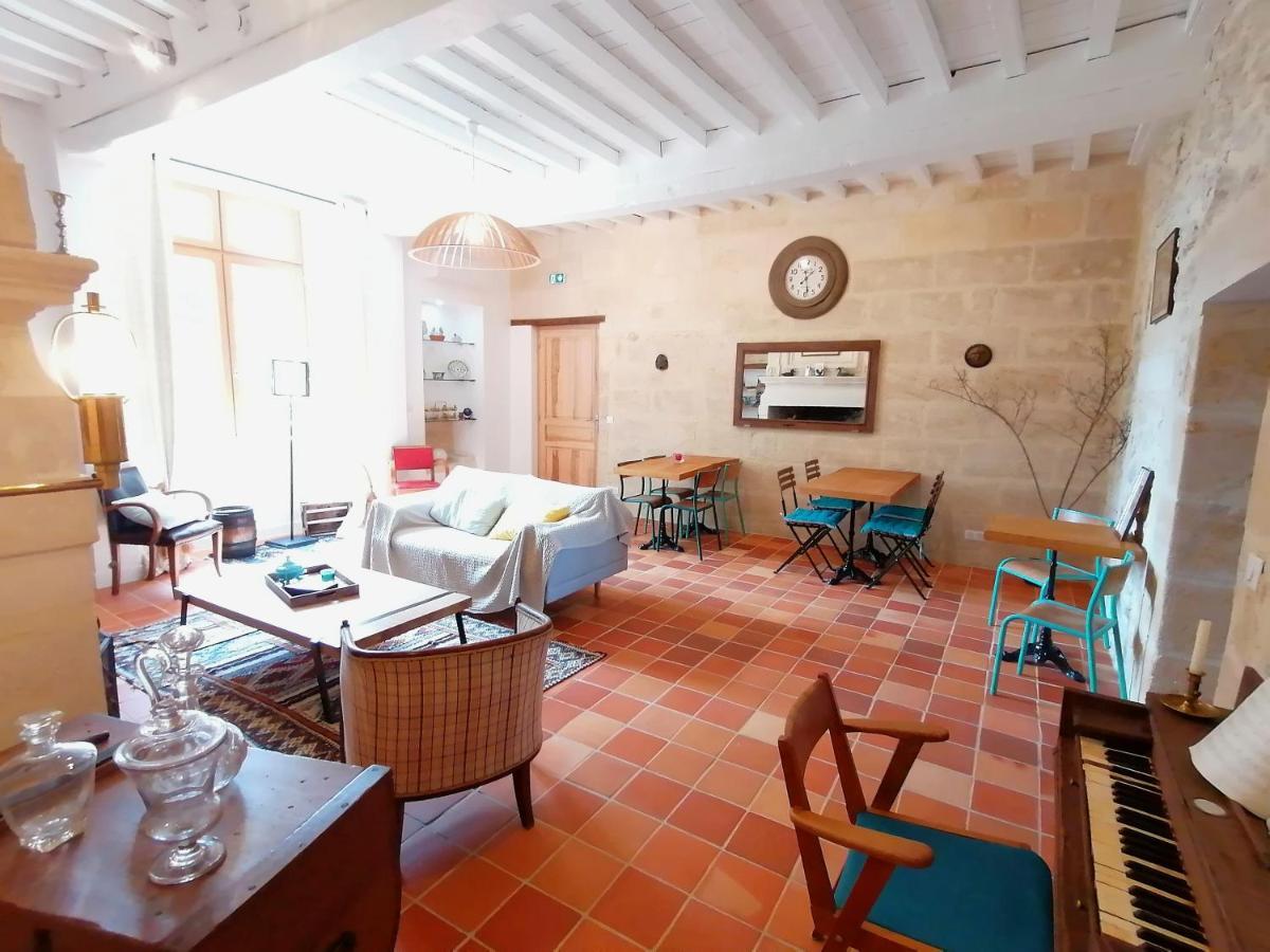 Bed and Breakfast Domaine de Gaïa, Piscine, Pétanque, Ping Pong, proche Saint-Emilion Guillac  Exterior foto