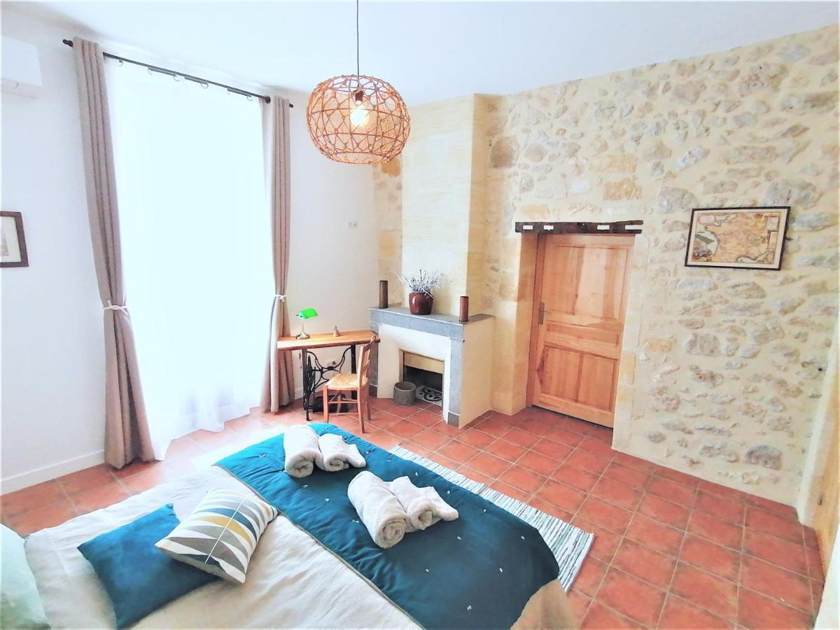 Bed and Breakfast Domaine de Gaïa, Piscine, Pétanque, Ping Pong, proche Saint-Emilion Guillac  Exterior foto